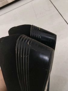 Classic Black Heels | By Berry