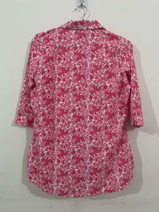 Red &amp; White Printed Button-Up Top