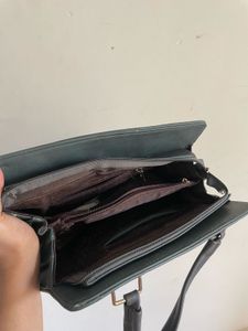 The Emerald Everyday Leather Handbag