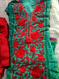 Embroidered Kurta Set size XXL