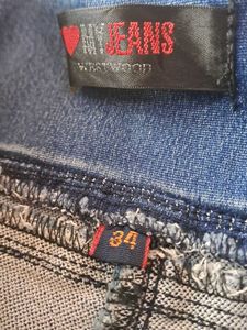 Blue Denim Jeans with Zipper Ankle Detail