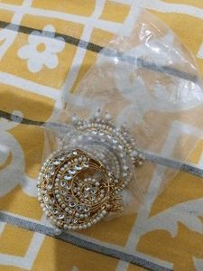 Exquisite Kundan Pearl Jhumka Earrings