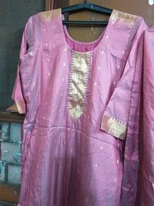 Pink Kurta Set with Gold Border