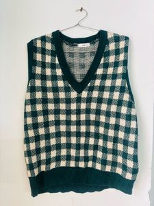 Checked V-Neck Sweater Vest