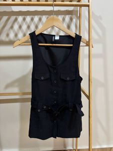 H&amp;M Women’s Black Belted Waistcoat 🖤