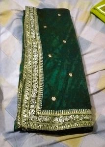 😱Emerald Green 💚 Sequined mehandi saree 💕