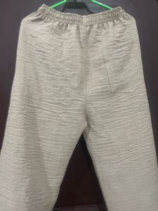 Stylish Beige Textured trousers