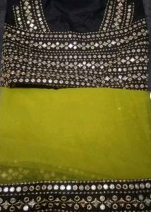 New Saree,Blouse Pc💚bangles 🩷 earrings