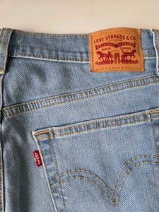 Levi's Mid Rise Straight Fit Jeans