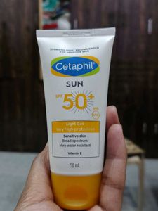 Cetaphil Sun SPF 50 Light Gel