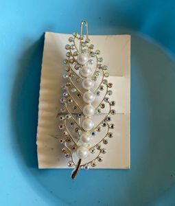 Pearl &amp; Crystal Leaf Hair Clip
