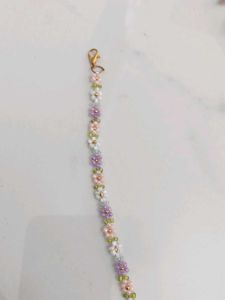 Handmade Pastel Flower Beaded Bracelet 🌸✨