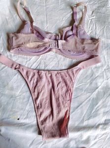 Lace Bra and Panty Set