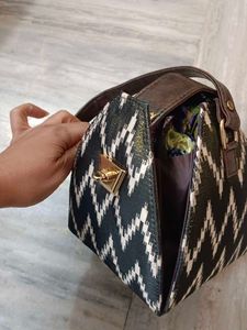 box handbag