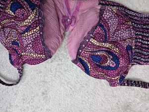 Beautiful♥️ Purple 36E♥️and Pink Bra