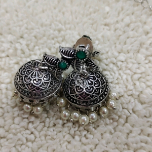 SLA necklace set