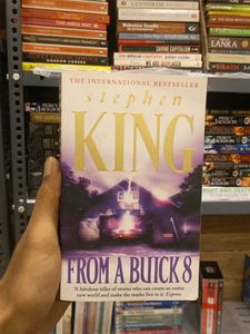 Stephen King "From a Buick 8"