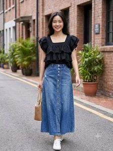 Chic Black Ruffle Square Neck Top