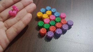 Plastic Mini Design Hair Clip. For Styling.