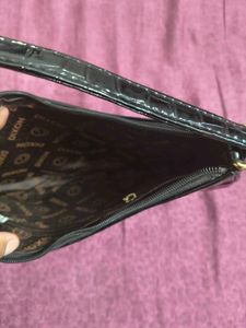 Chic Black Croc Embossed Hobo Bag