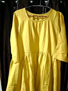 Mustard Kurti with Pink Dupatta