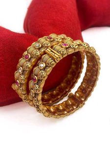 Artificial Necklaces And Bangles