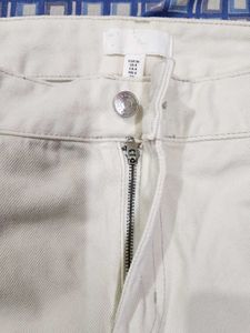 H&amp;m | Cream Cargo Pants