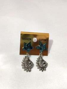 Aqua Blue Star Earrings