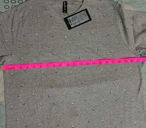 Round Neck T-shirt(Price Drop For Today)Rs250