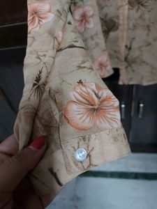 PURYS beige Beautiful Floral Printed Top