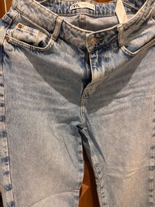 Zara Light Wash Jeans