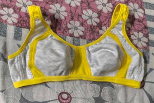 🌷💛Comfortable Sports Bra 💛🌷