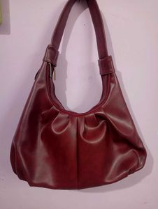 Chic Burgundy Shoulder Bag