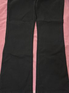 Black High-Waisted Jeans