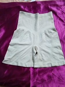 Comfortable Shaping Shorts