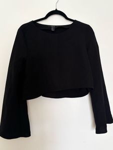 Chic Black Bell Sleeve Crop Top