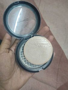 MAC Highlighter Extra Dimension Skinfinish