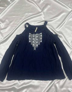 Price Drop - Elegant Navy Cold Shoulder Top