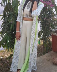Elegant Ethnic Co-ord Set with Jacket