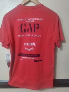 Gap Men's Casual Tshirt. New With Tag.