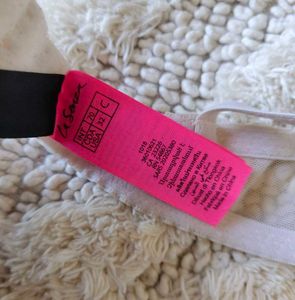 🤍 La Senza lace padded push-up bra