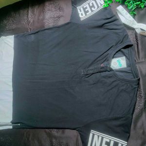 Stylish Men's Black T-Shirt