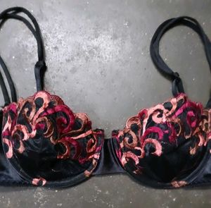 Black Embroidered Bra