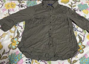 women’s olive green shirt😍