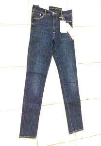 H&M 360 high waist skinny jeans