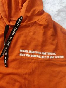 UNISEX SLEEVELESS HOODIE