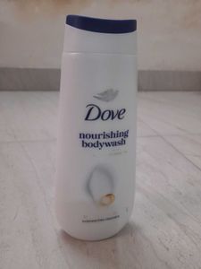 Dove Deeply Nourishing Body Wash 300ml