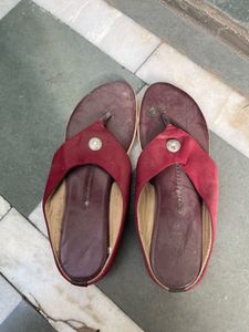 Stylish Burgundy Jutti Flats
