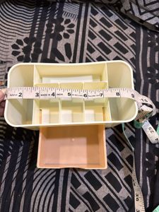 Makeup Organiser