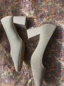 Stylish Grey Knit Block Heels